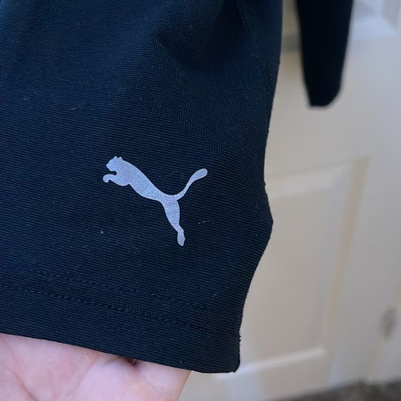 🎄Women’s Puma thermal - Picture 2 of 4